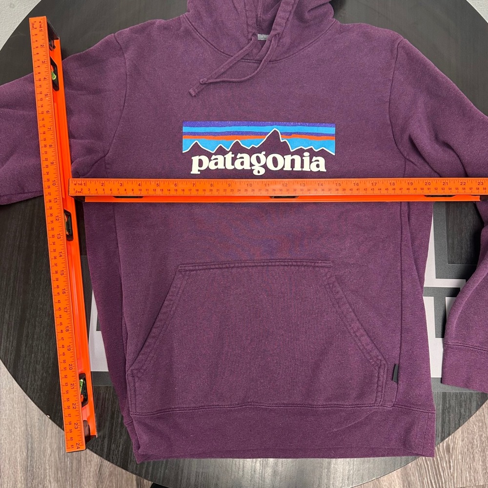 Patagonia Logo Hoodie Pullover Sweatshirt Purple Heathered Sz M Kangaroo Pocket - Picture 8 of 12